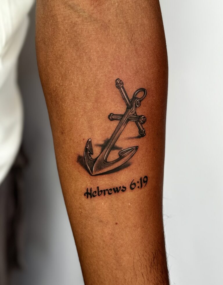 Anchor tattoo using chrome tattoo technique for hyper realistic style