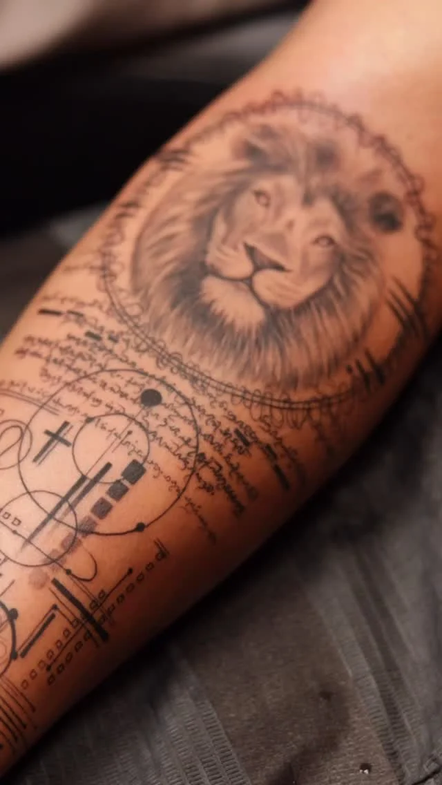 Instagram post from aliumtattoostudio. This post is in position 1.