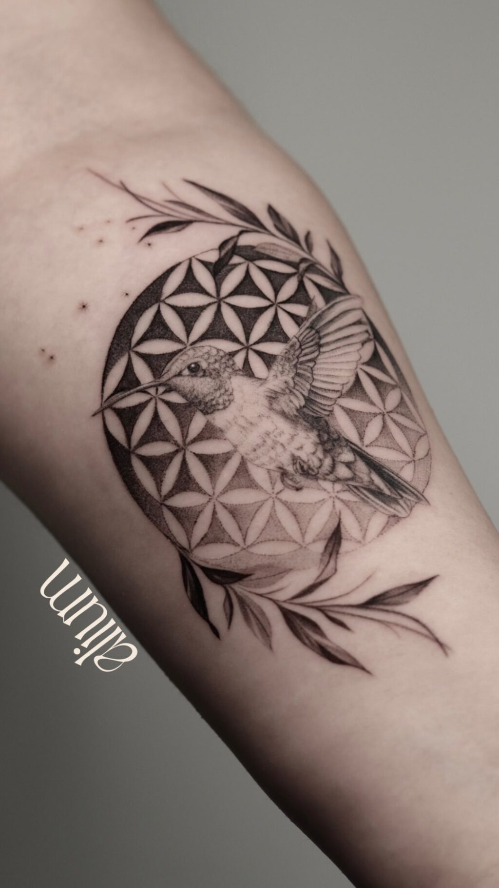 Instagram post from aliumtattoostudio. This post is in position 18.